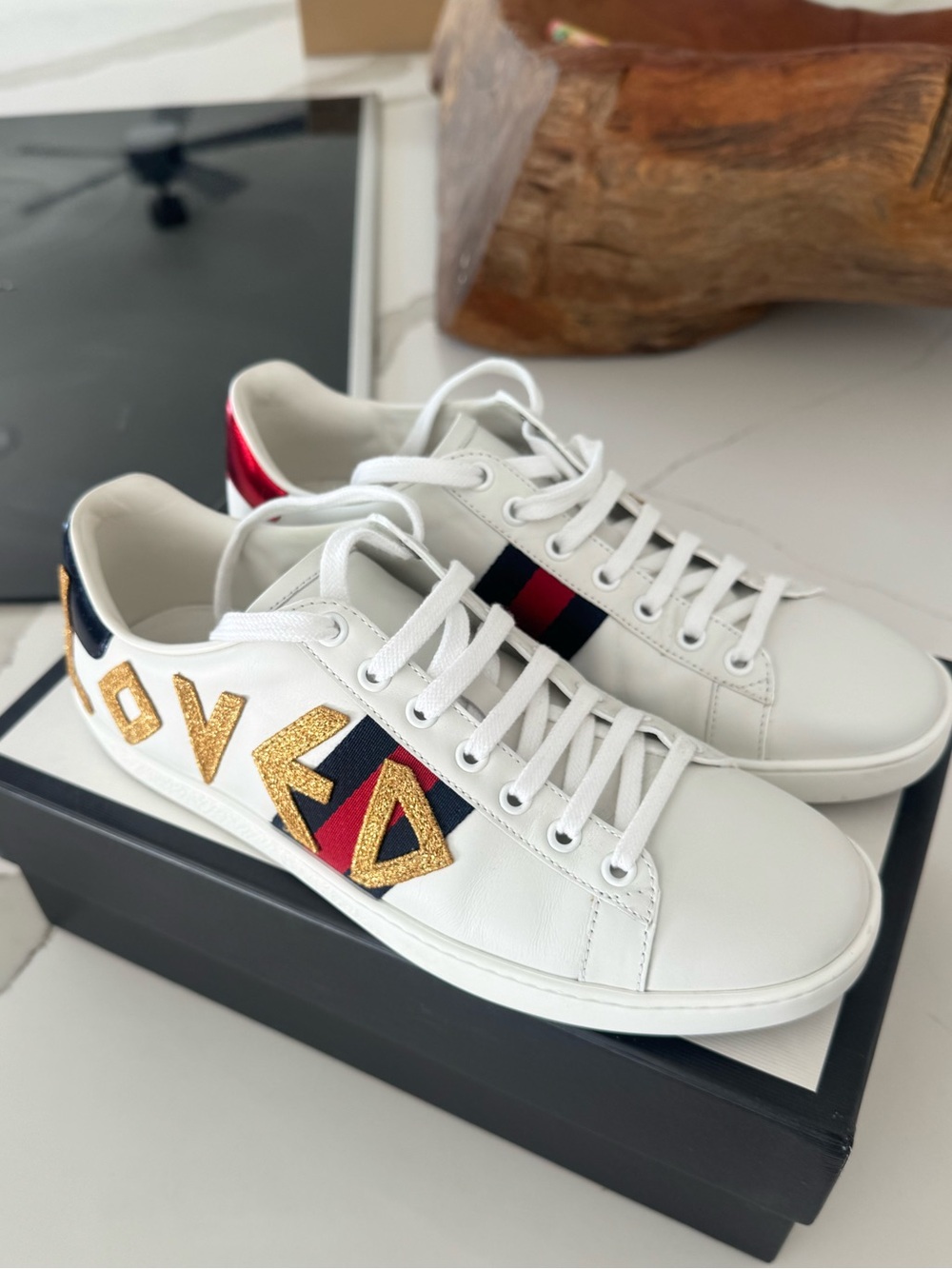Gucci White Branded Dust Bags with Black Trim